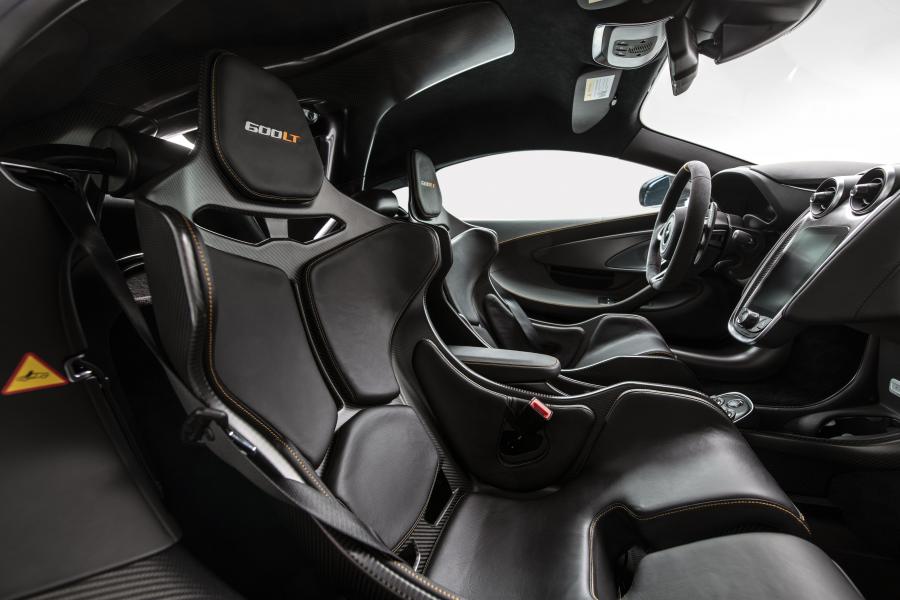 Интерьер McLaren 600LT in Stealth Grey by MSO 2018 года  (NA) (фото 6 из 21)